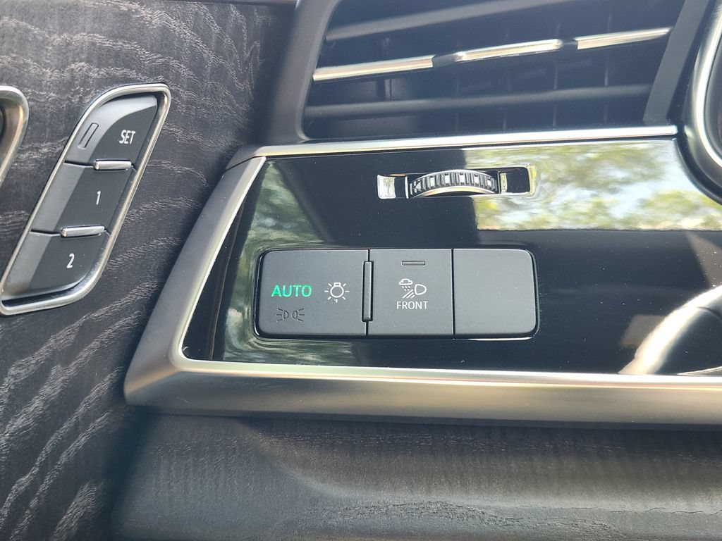 Certified 2023 Audi Q8 Premium Plus AWD/4WD image 25