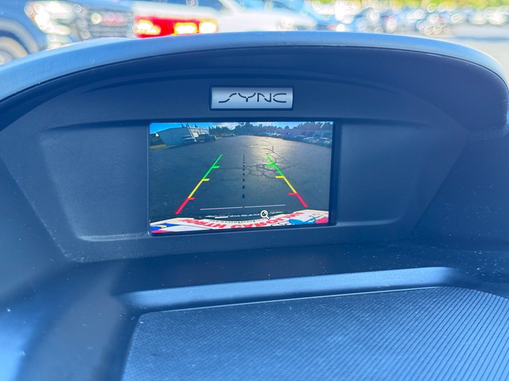 Used 2017 Ford Escape SE w/ SE Cold Weather Package FWD image 10