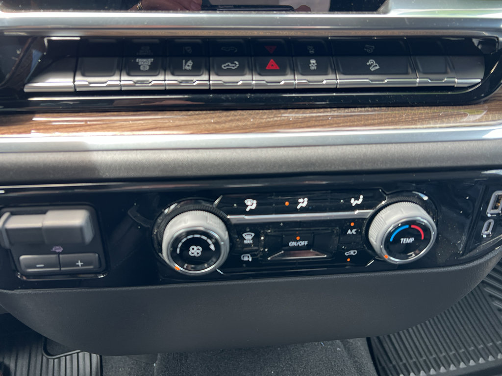 New 2025 Chevrolet Silverado 2500 LT w/ Z71 Off-Road Package image 16