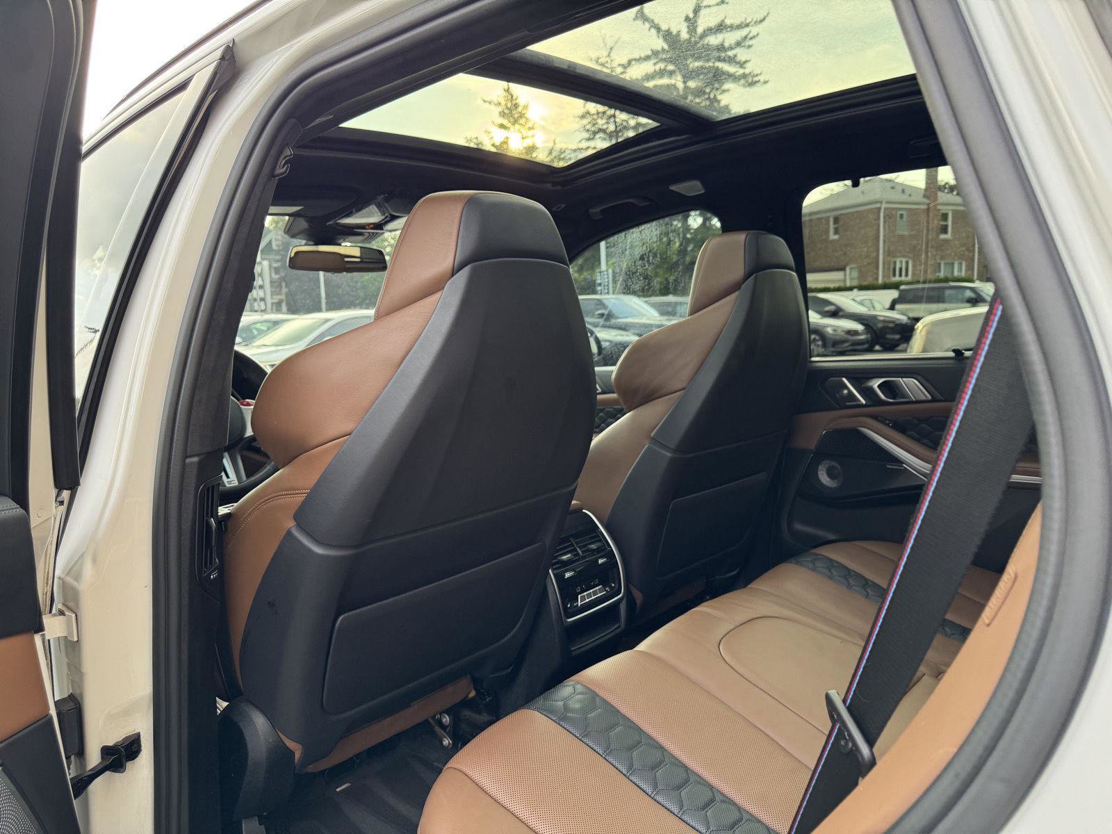 Used 2021 BMW X5 M w/ Competition Package AWD/4WD image 30