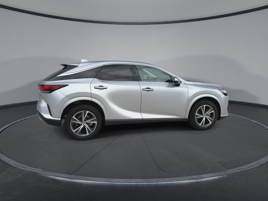 Used 2024 Lexus RX 350 FWD w/ Technology Package image 9