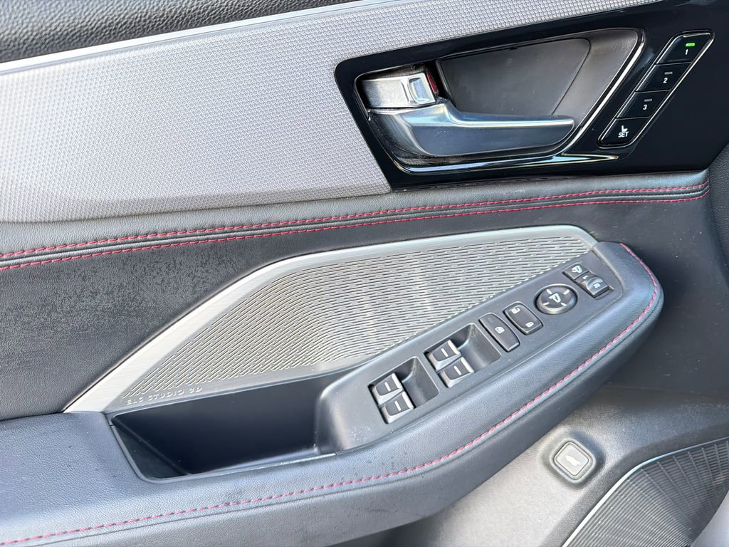 Used 2023 Acura MDX A-Spec image 39