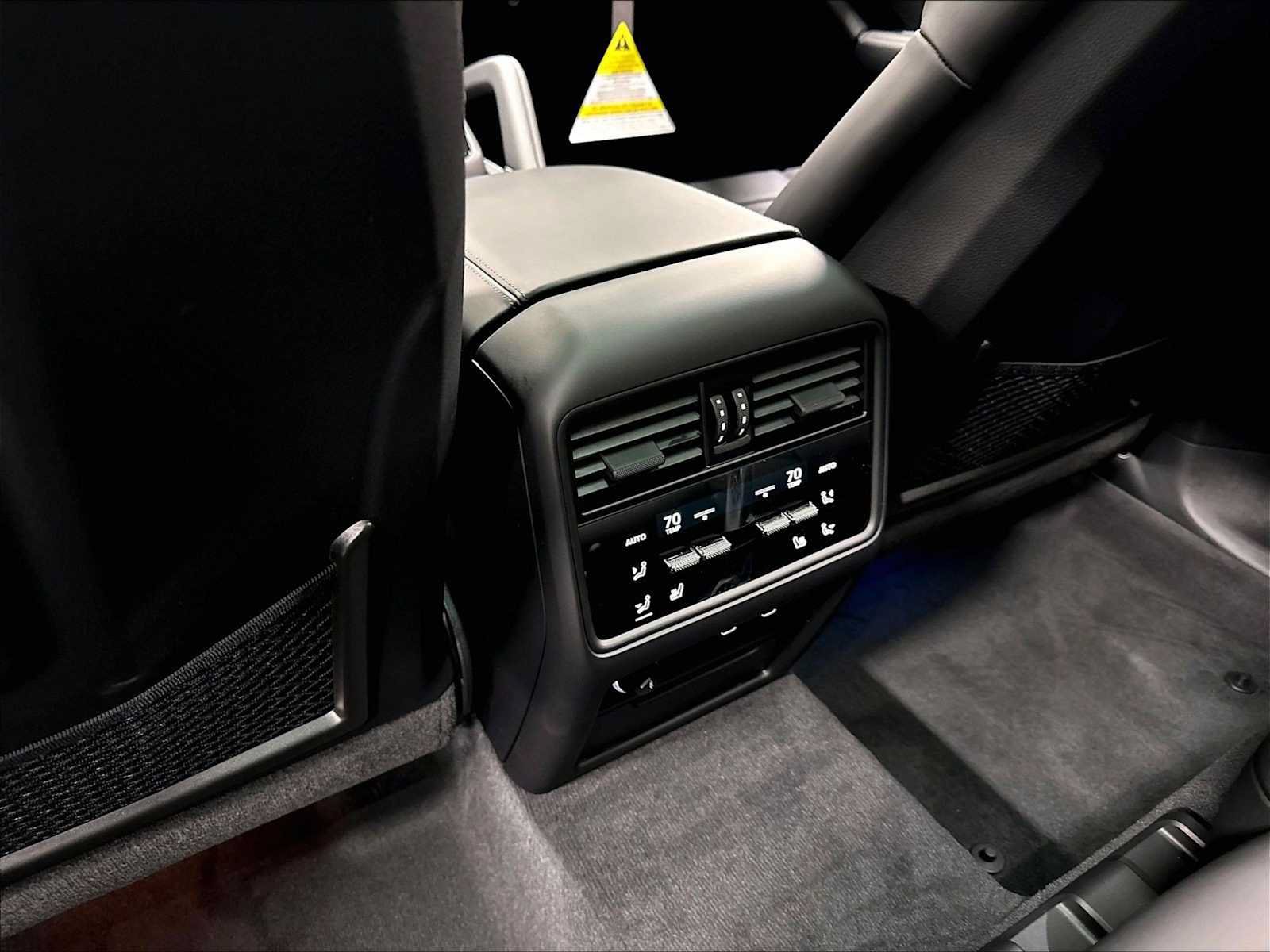 New 2026 Porsche Cayenne AWD/4WD image 24