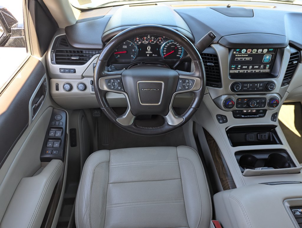 Used 2020 GMC Yukon Denali w/ Denali Ultimate Package AWD/4WD image 29