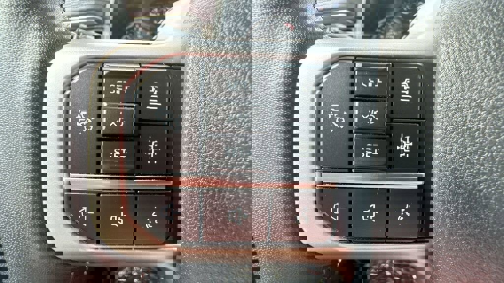 Used 2024 Ford Expedition Max Limited image 37