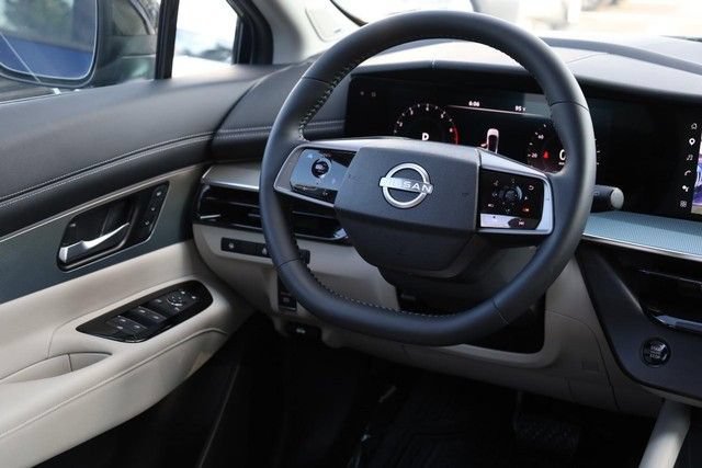 Certified 2025 Nissan Murano SL AWD/4WD image 28