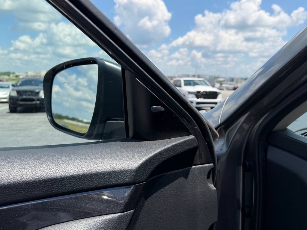 Used 2018 Nissan Rogue S FWD image 16