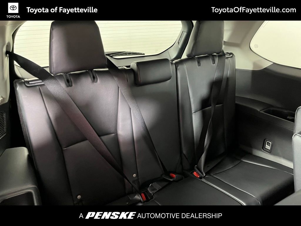 New 2026 Toyota Grand Highlander XLE image 13