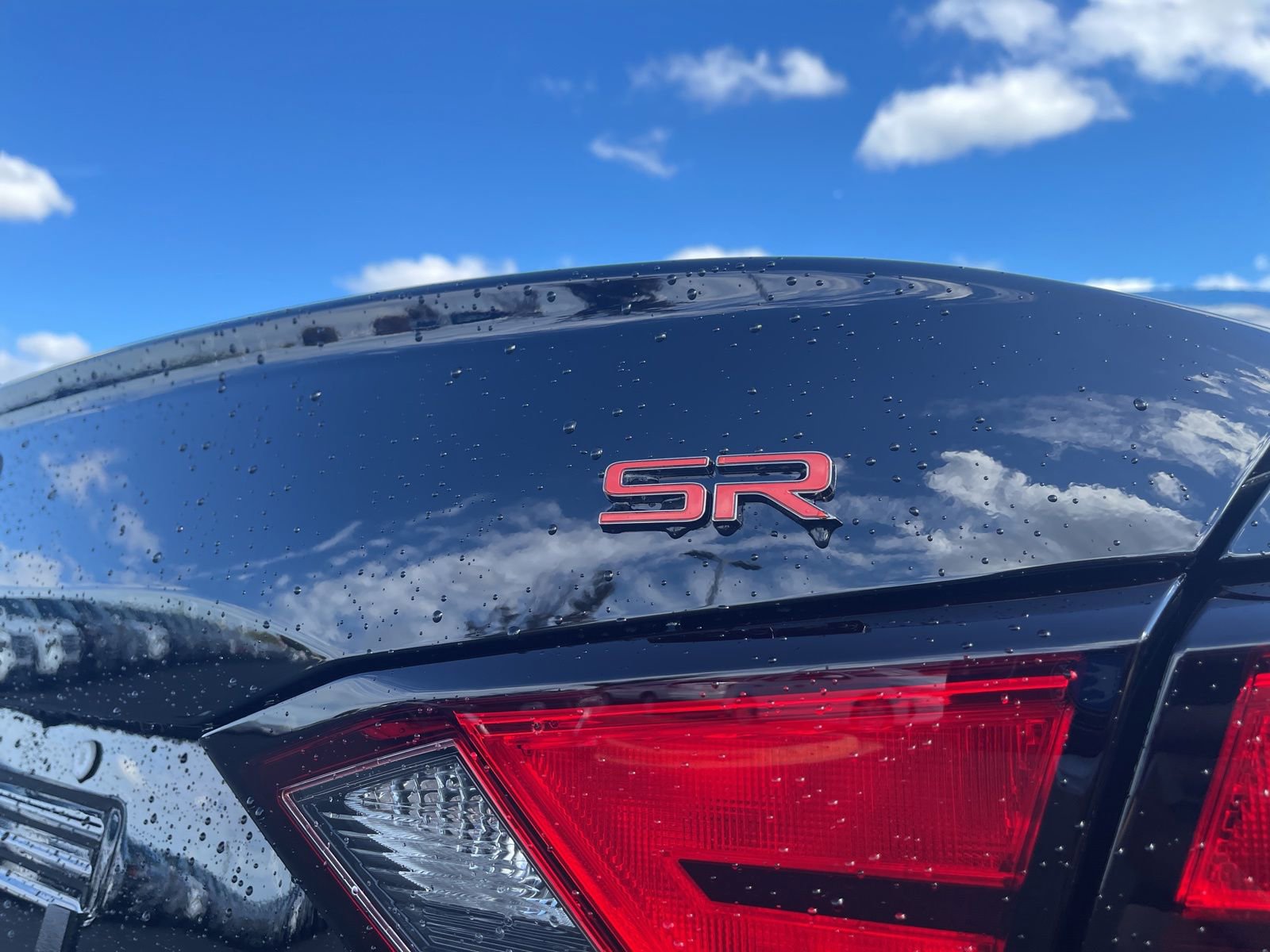 New 2025 Nissan Altima 2.5 SR image 10