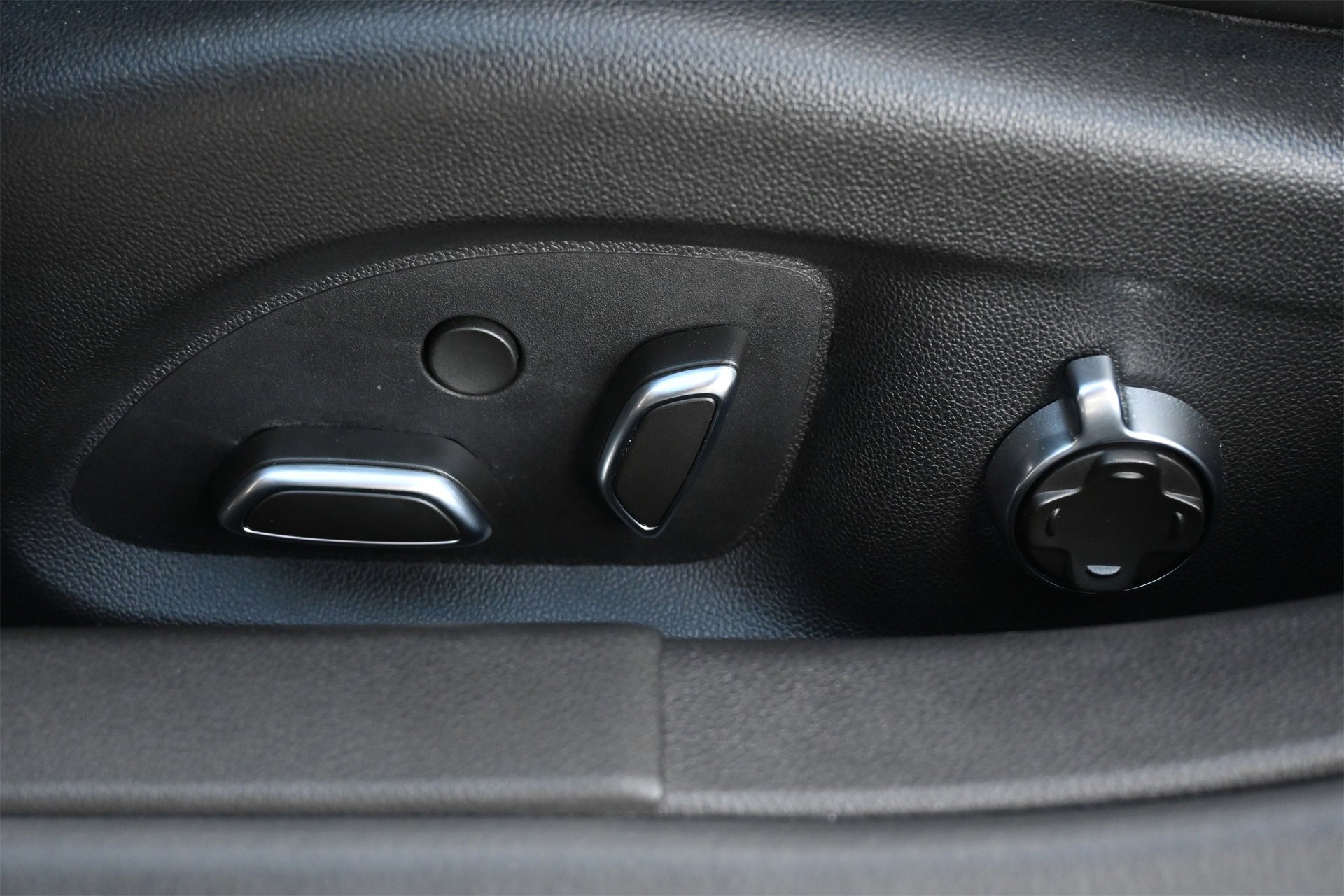 Certified 2023 Cadillac CT5 V Blackwing w/ Driver Assist Package image 16