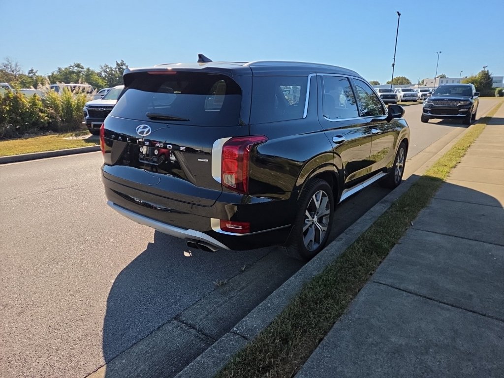 Used 2021 Hyundai Palisade Limited AWD/4WD image 3