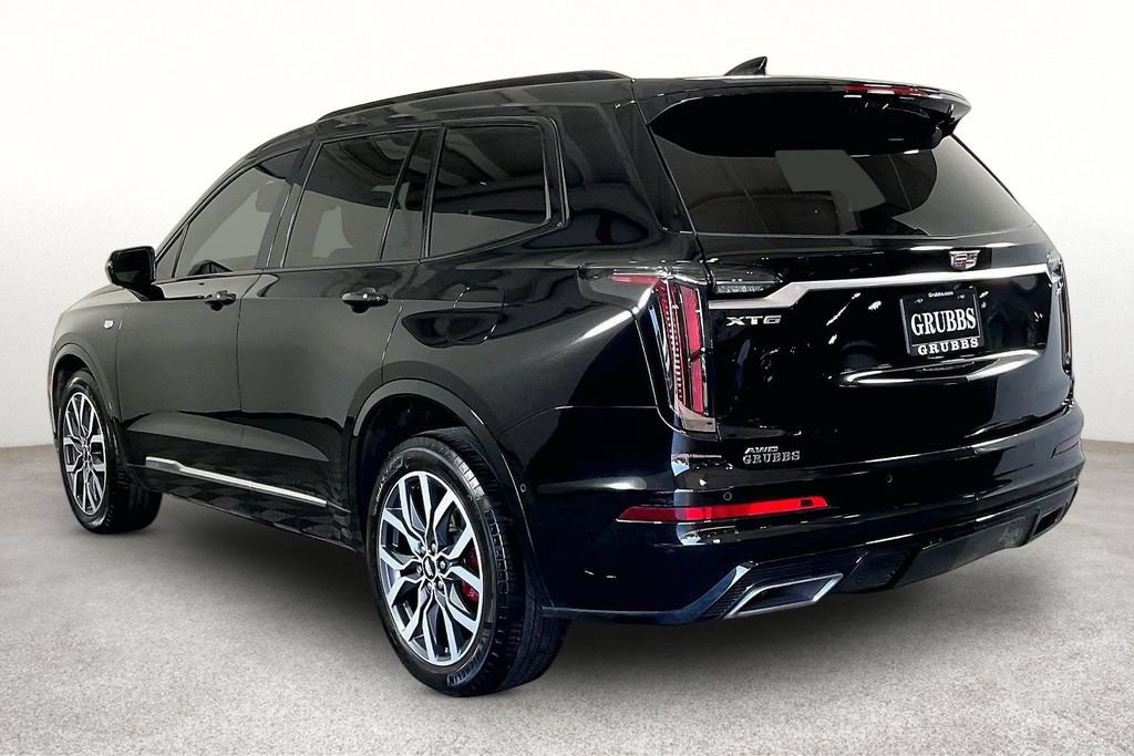 Used 2024 Cadillac XT6 Sport w/ Platinum Package AWD/4WD image 14