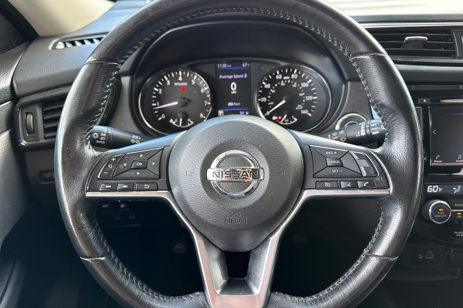 Used 2018 Nissan Rogue SV FWD image 33