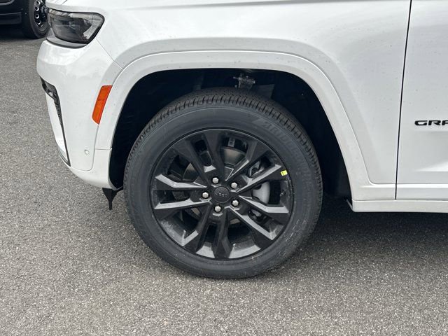 New 2026 Jeep Grand Cherokee Limited image 11