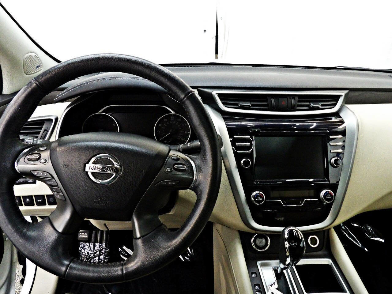 Used 2019 Nissan Murano Platinum w/ Cargo Package image 9