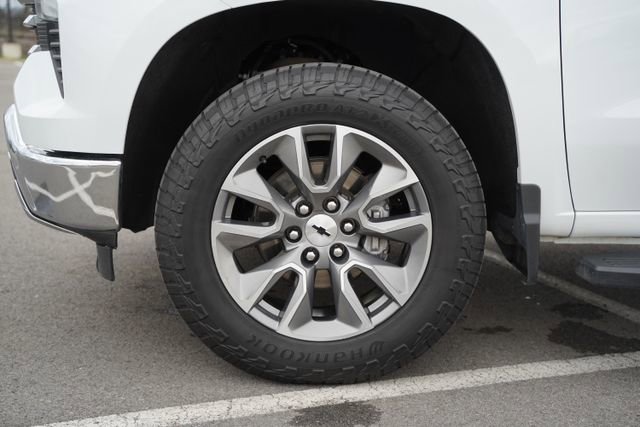 Used 2025 Chevrolet Silverado 1500 LTZ w/ LTZ Premium Package image 12