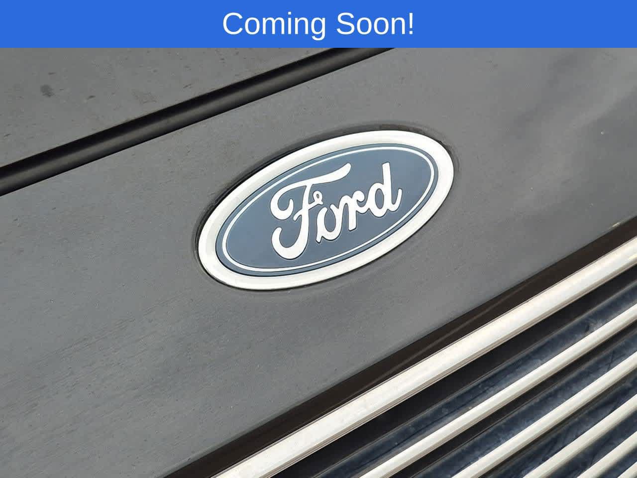 Used 2015 Ford Focus Titanium w/ Titanium Technology Package FWD image 11