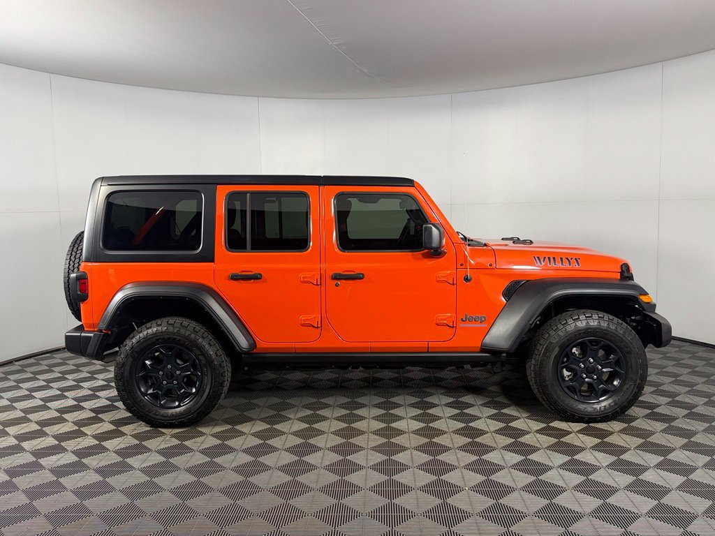 Used 2023 Jeep Wrangler Unlimited AWD/4WD image 9