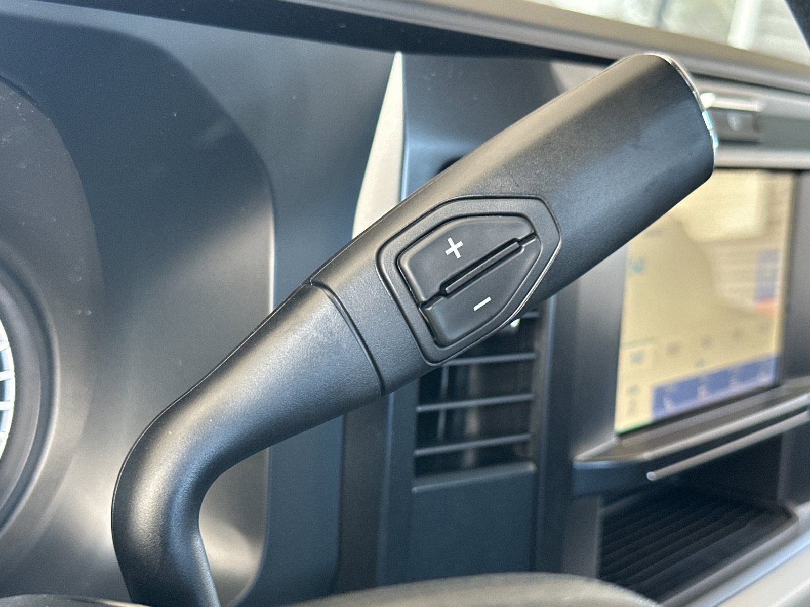 New 2026 Ford F550 4x4 Crew Cab image 22