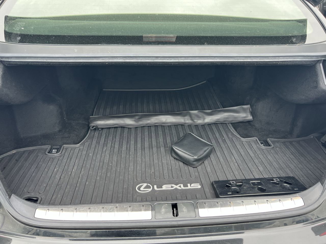 Used 2018 Lexus LS 500 AWD w/ Interior Upgrade Package image 33