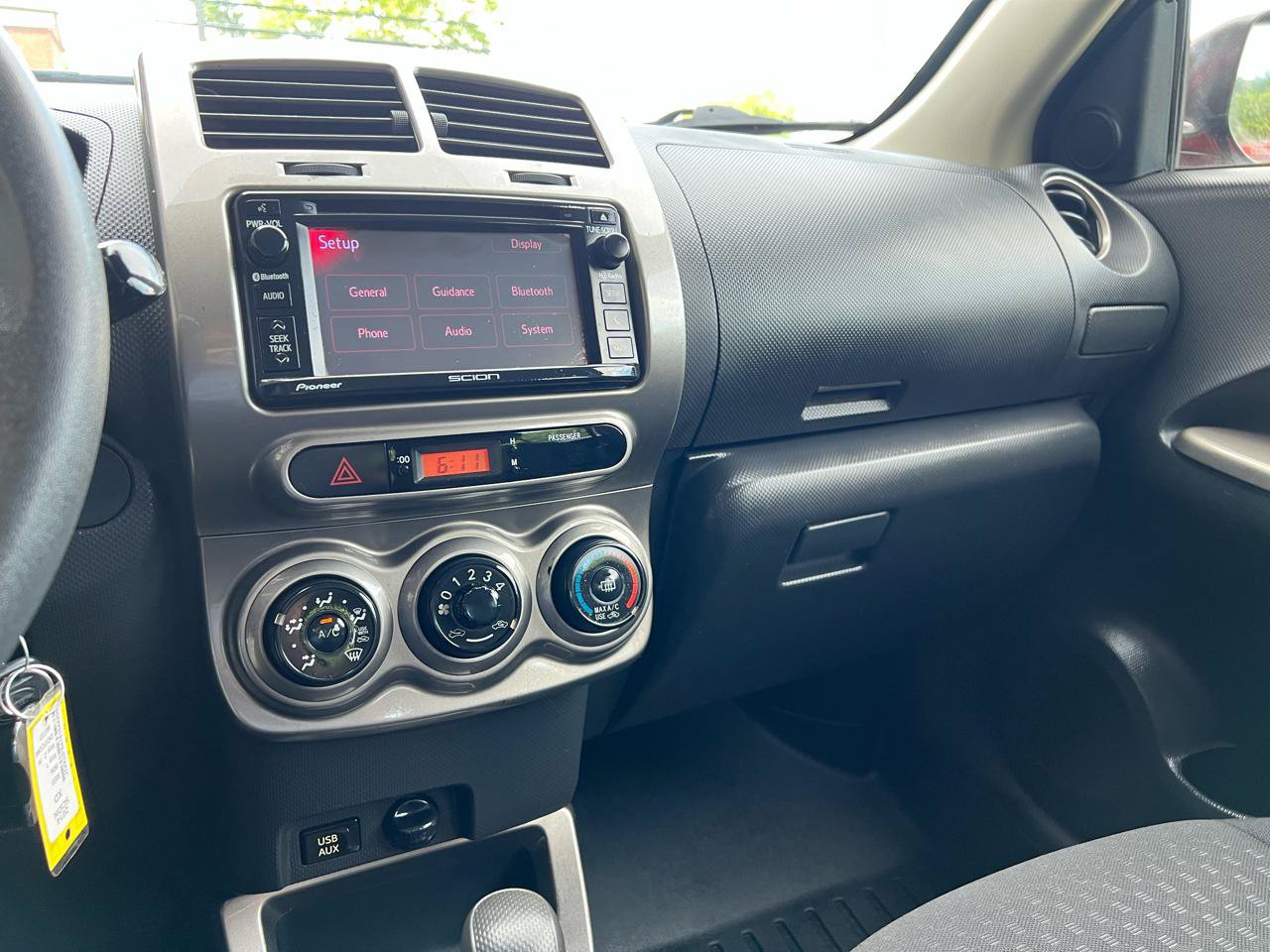 Used 2014 Scion xD FWD image 39