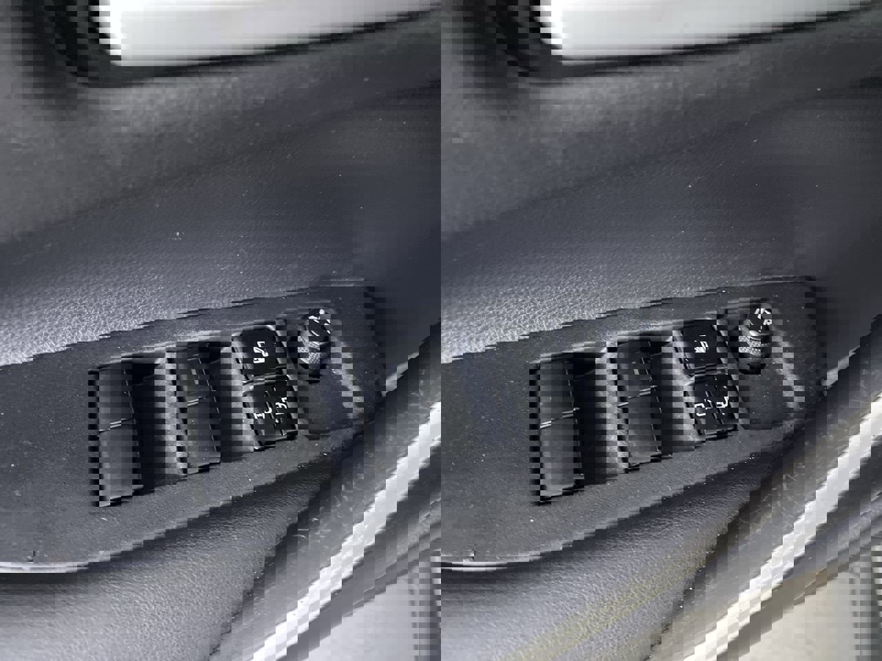 Used 2021 Toyota Corolla SE image 11