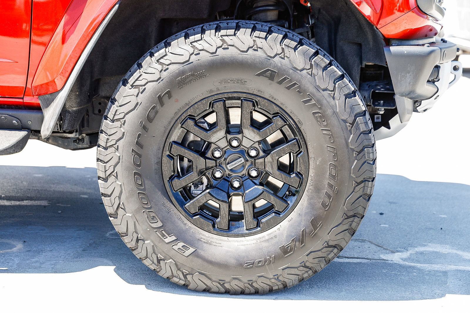 Used 2024 Ford Bronco Raptor w/ Interior Carbon Fiber Pack 6 AWD/4WD image 10