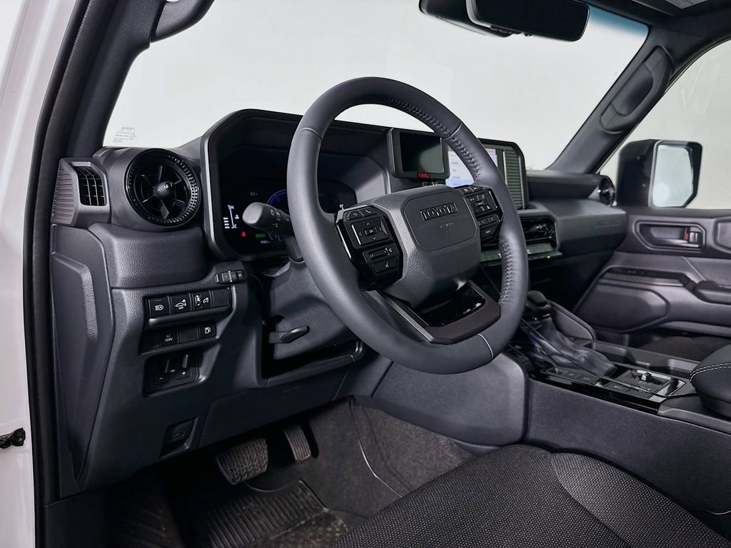 Used 2025 Toyota Land Cruiser 1958 image 10