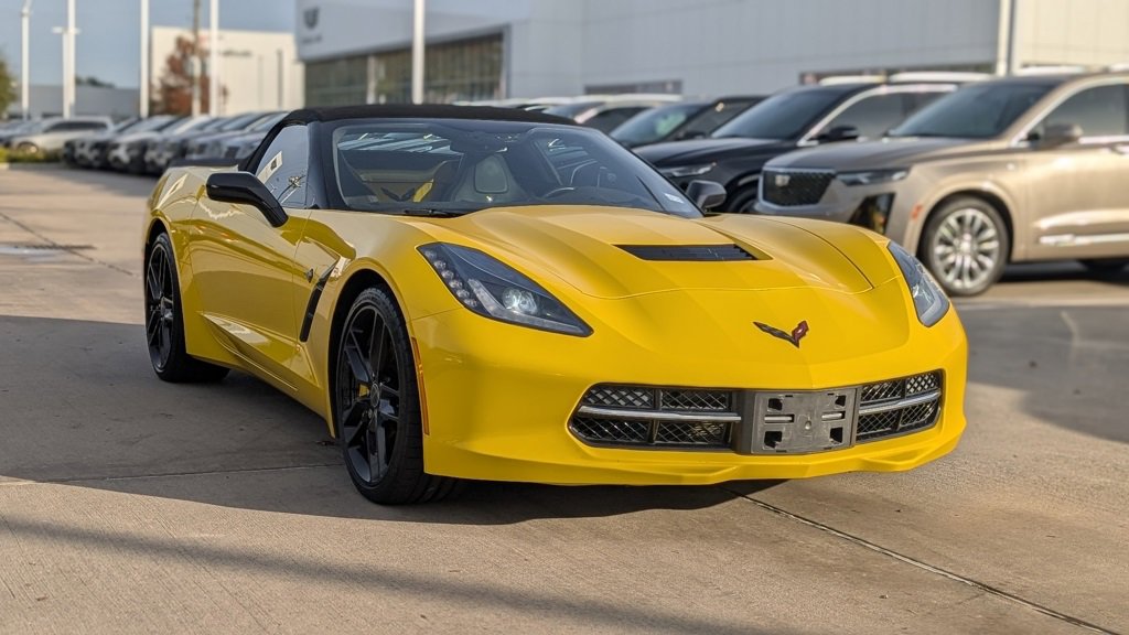 Used 2015 Chevrolet Corvette Stingray Convertible w/ 3LT Preferred Equipment Group image 3