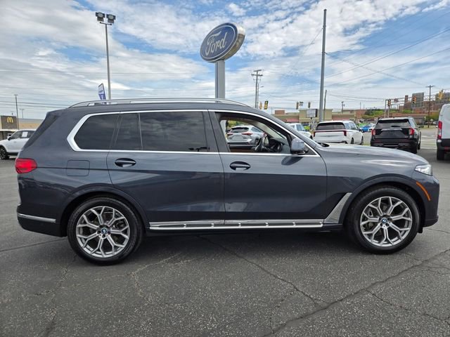 Used 2021 BMW X7 xDrive40i w/ Executive Package image 8