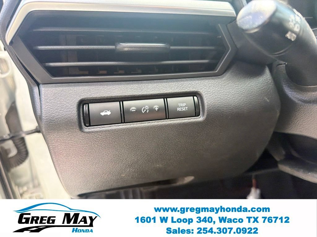 Used 2020 Nissan Altima 2.5 SR FWD image 14