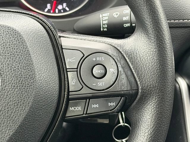 Certified 2019 Toyota RAV4 LE w/ All Weather Liner Package AWD/4WD image 27