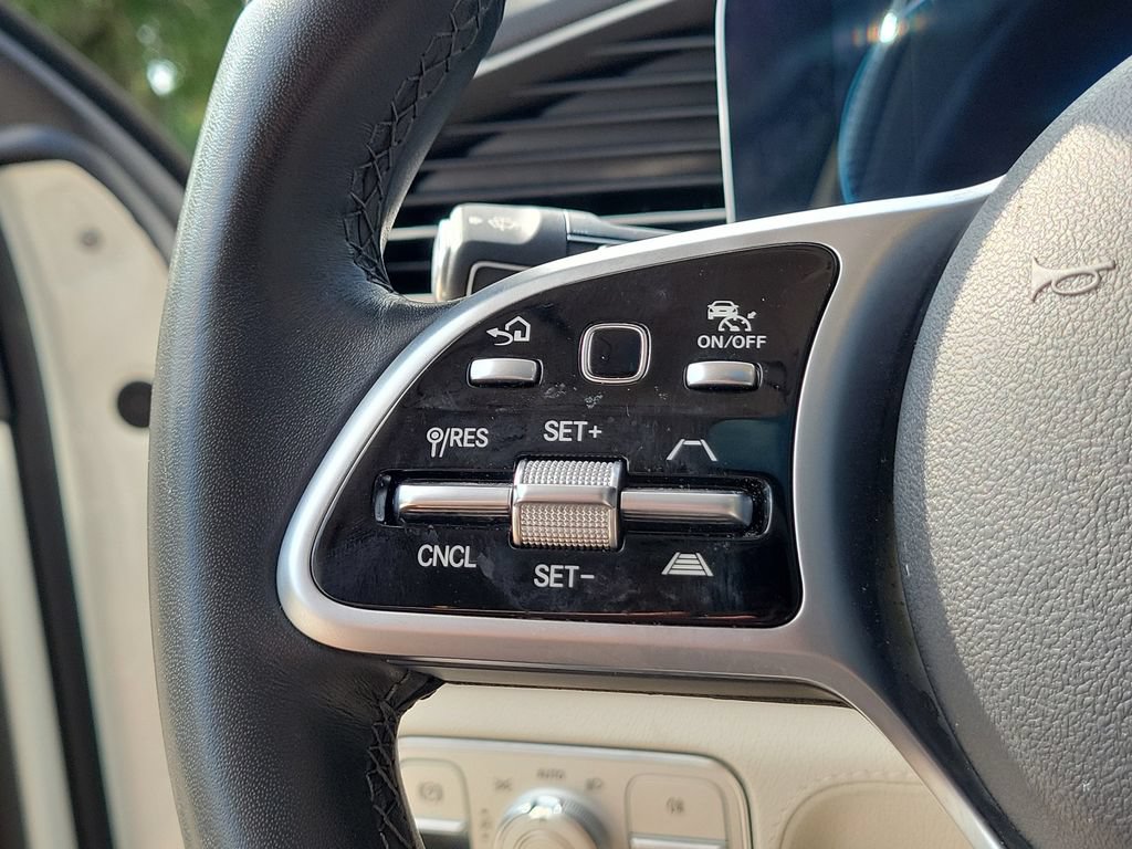 Used 2020 Mercedes-Benz GLE 450 4MATIC image 26
