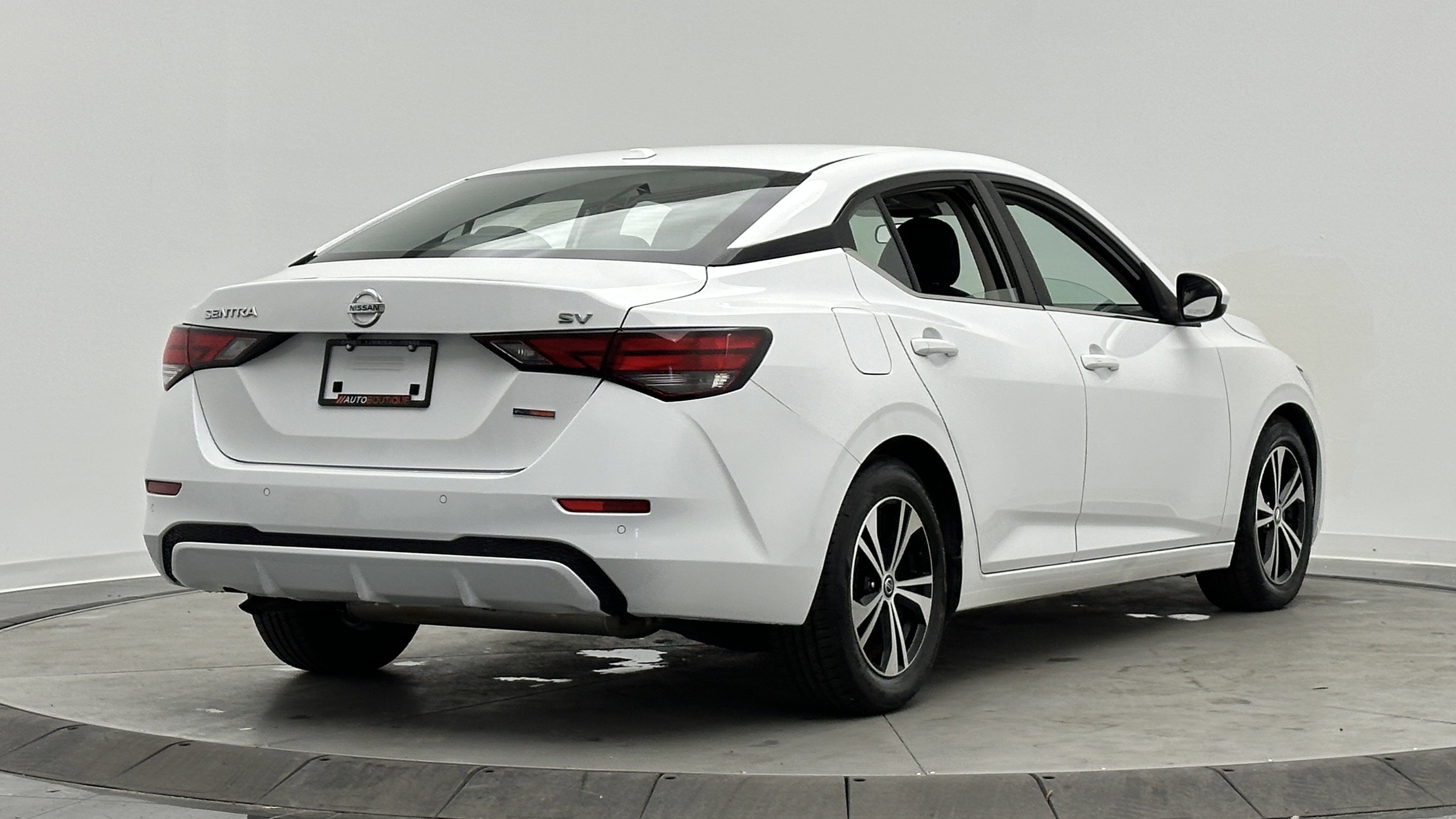 Used 2021 Nissan Sentra SV image 7