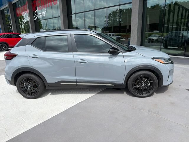 Used 2023 Nissan Kicks SR FWD image 8