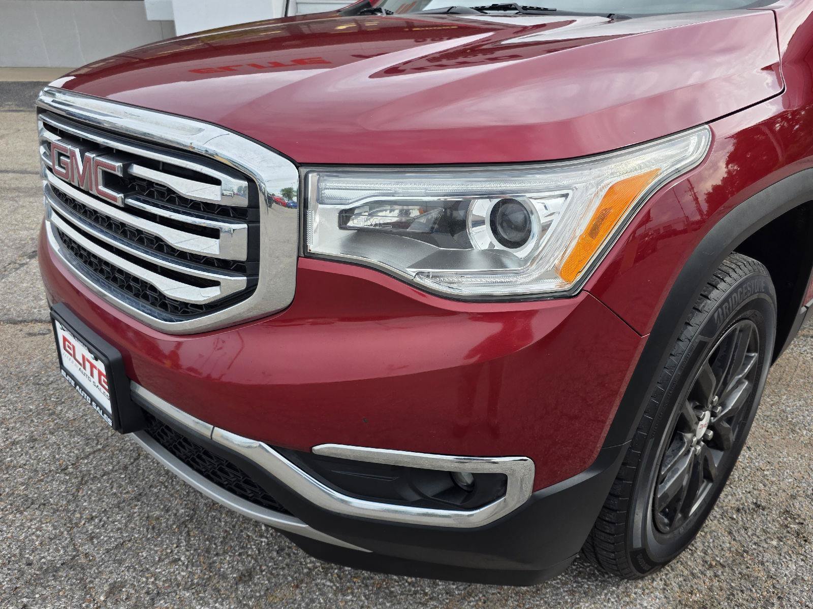 Used 2019 GMC Acadia SLT FWD image 46