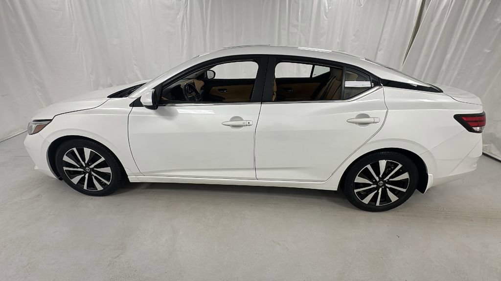 Used 2023 Nissan Sentra SV w/ SV Premium Package image 6