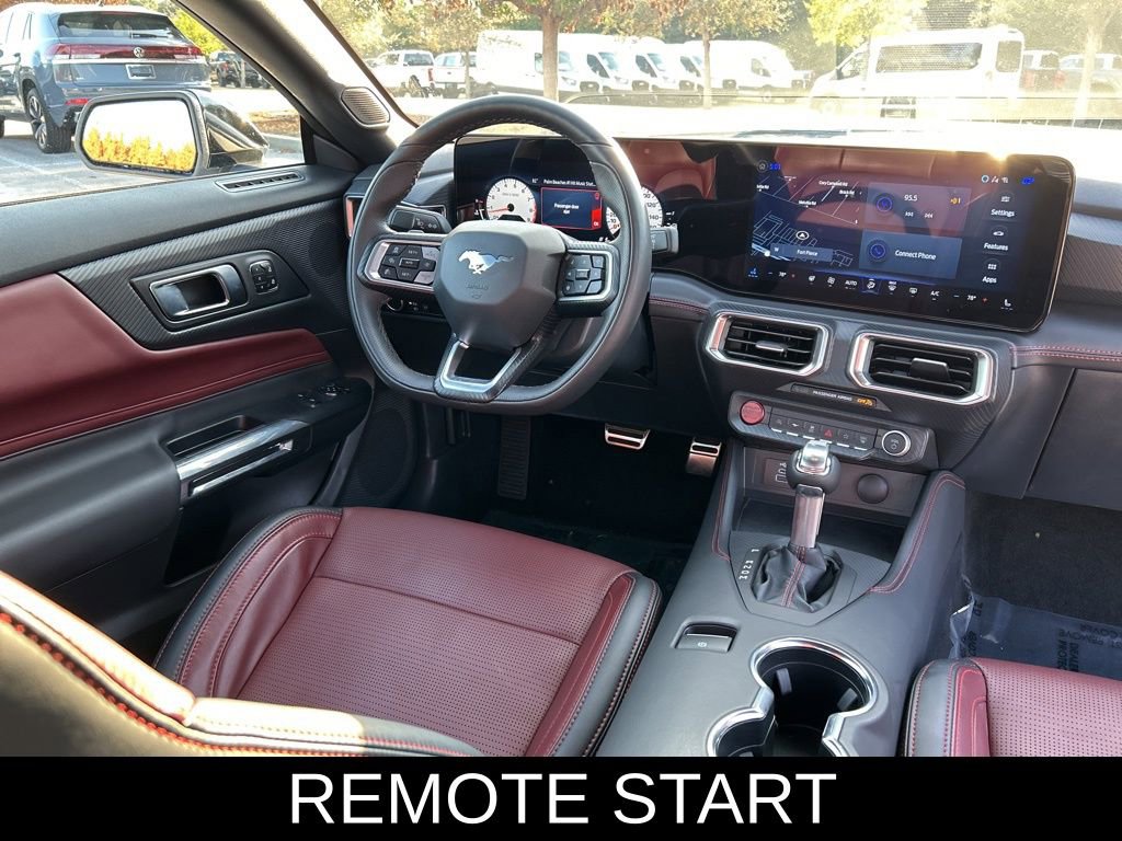 Used 2025 Ford Mustang GT Premium image 9
