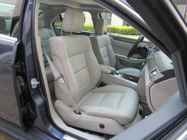 Used 2014 Mercedes-Benz E 350 Sedan image 21