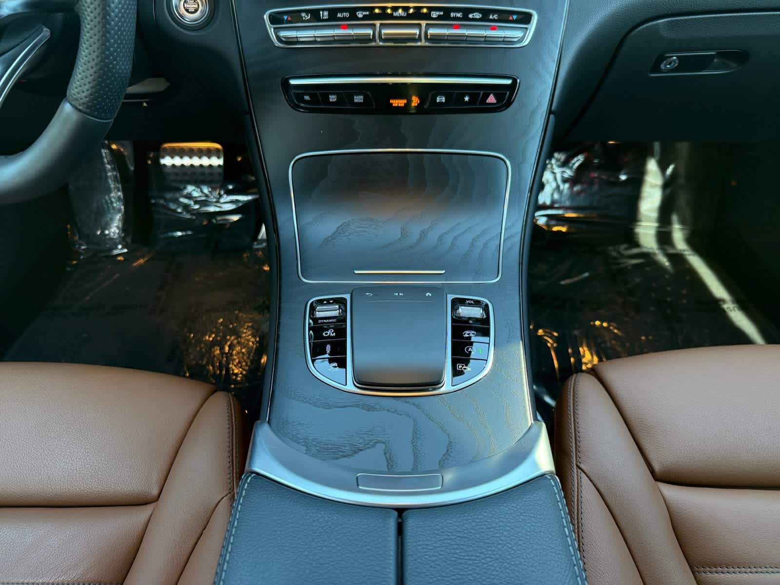 Certified 2022 Mercedes-Benz GLC 43 AMG 4MATIC image 15