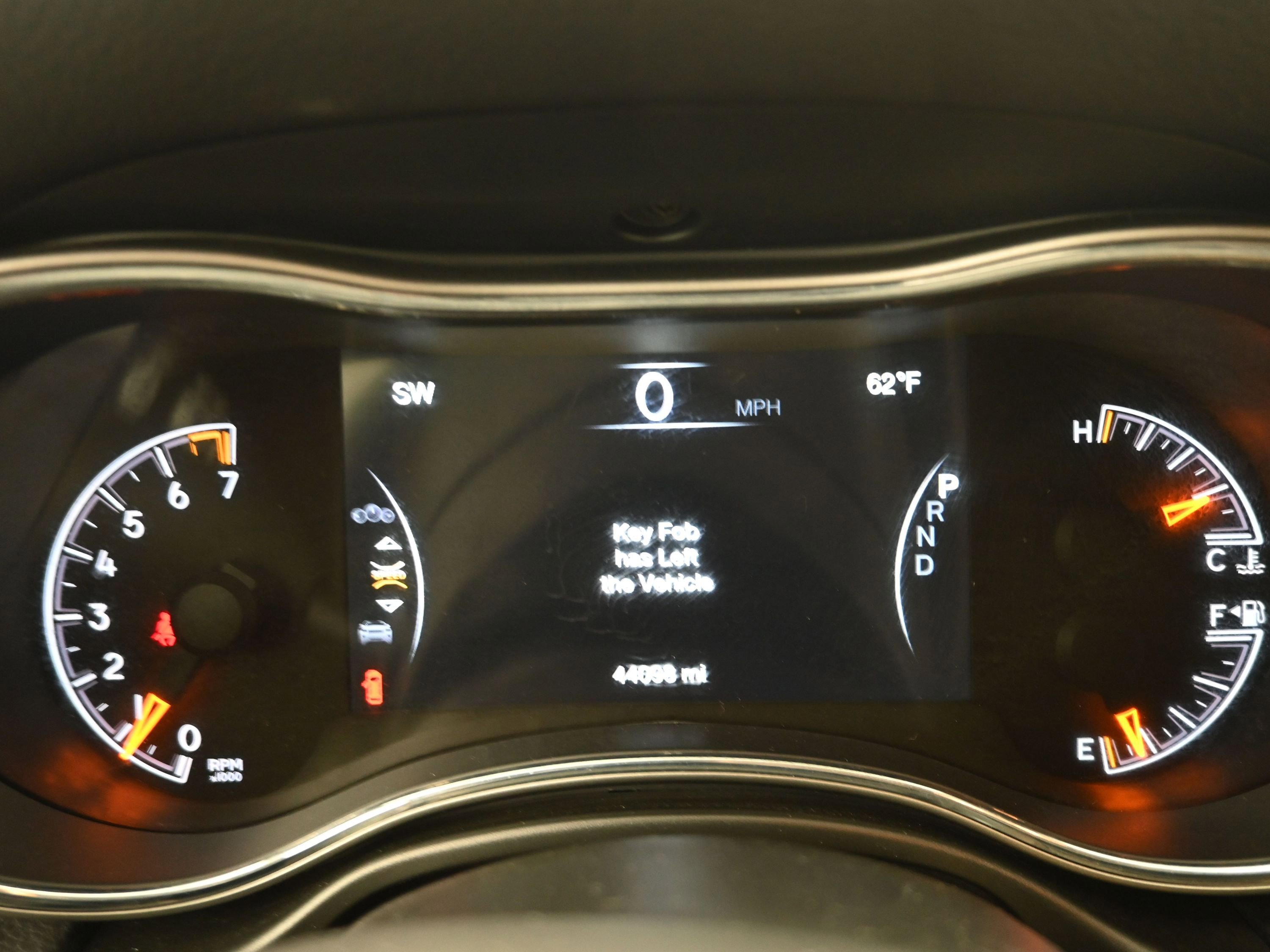 Used 2022 Jeep Grand Cherokee Laredo E image 15