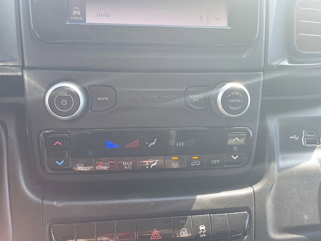 Used 2023 RAM ProMaster 3500 w/ Safety Group (A) image 15