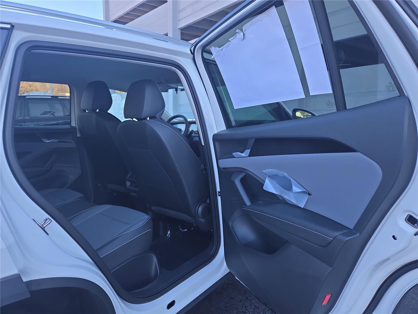 New 2026 Volkswagen Tiguan SE image 28