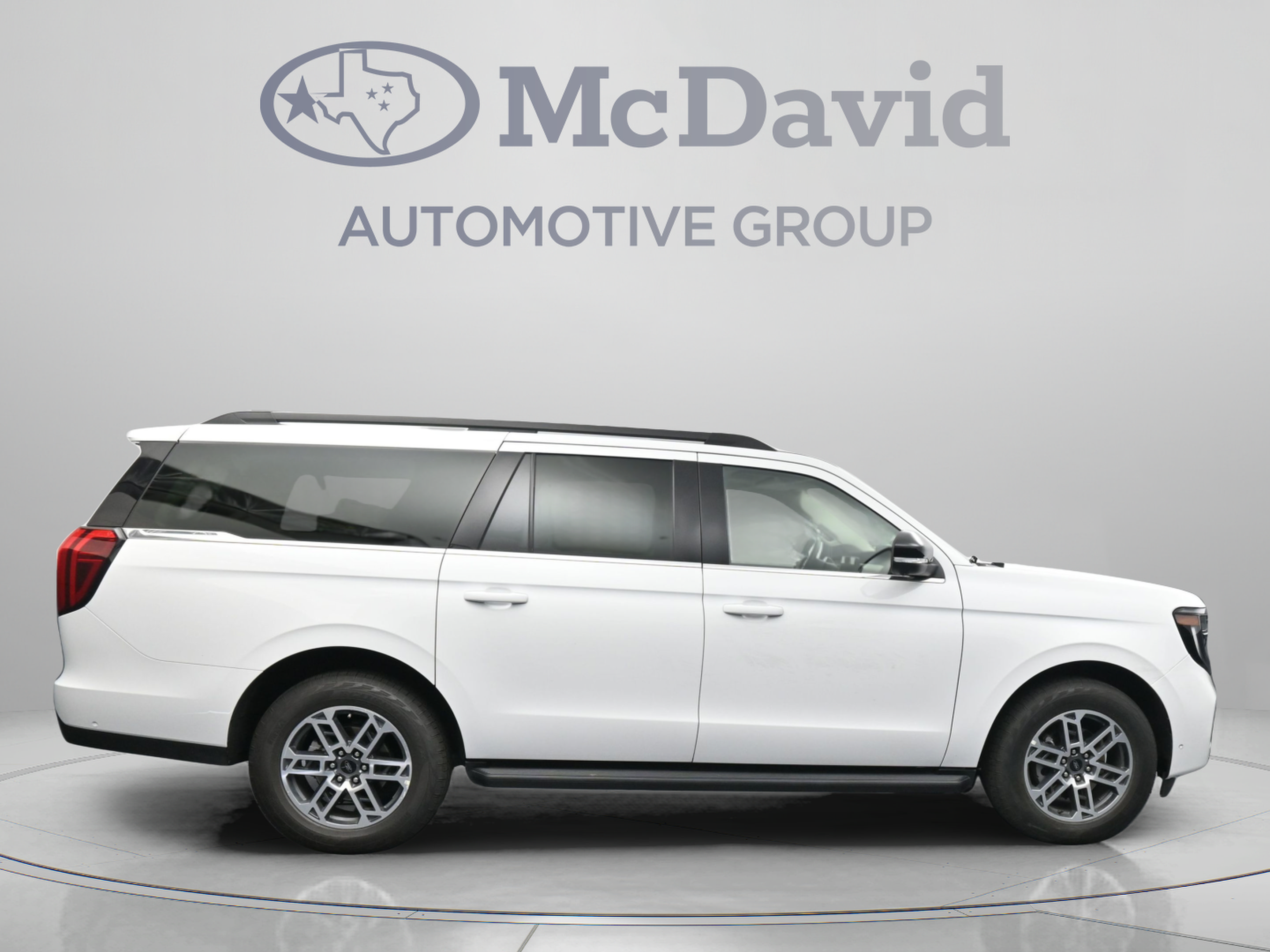 Used 2025 Ford Expedition Max Active AWD/4WD image 9