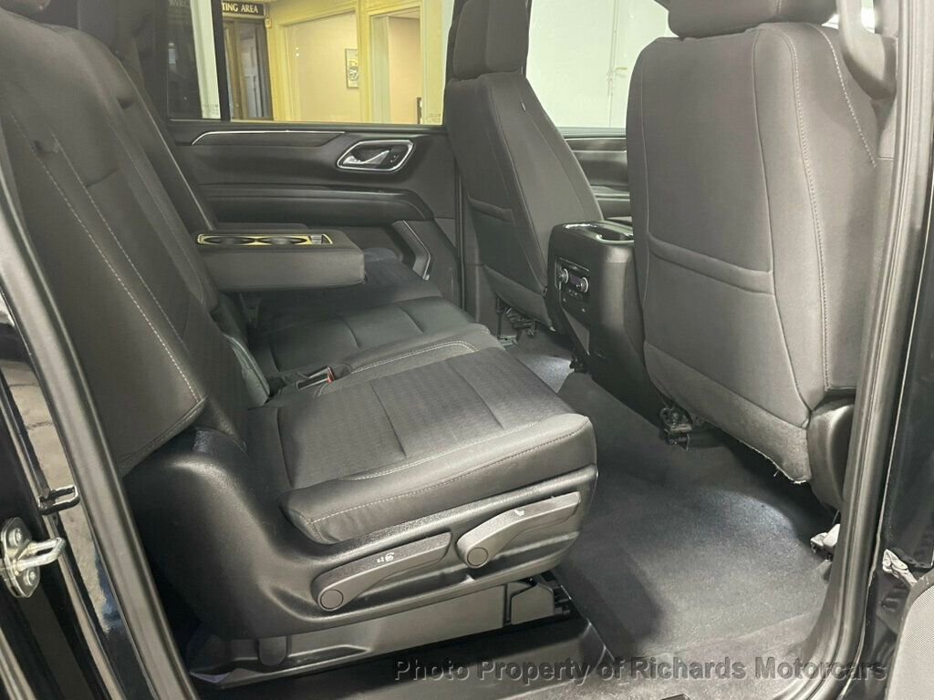 Used 2023 Chevrolet Suburban LS AWD/4WD image 17