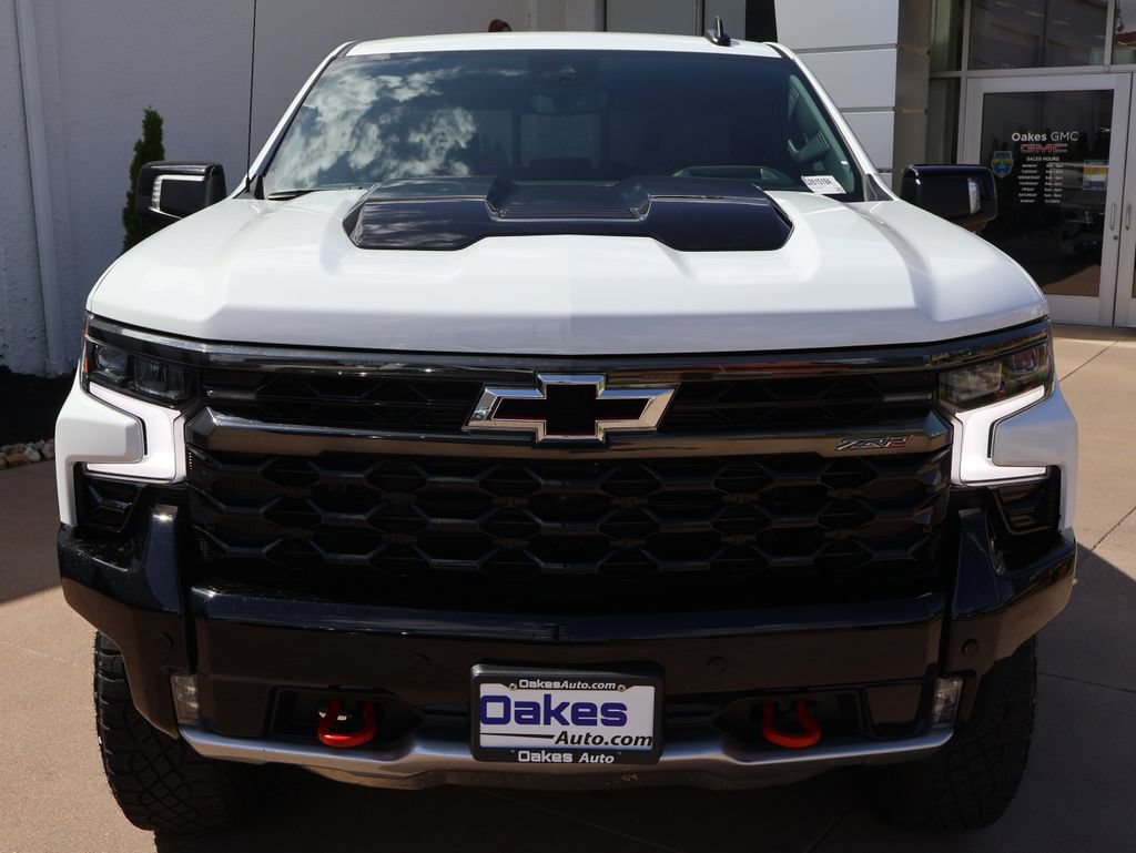 Certified 2025 Chevrolet Silverado 1500 ZR2 AWD/4WD image 2