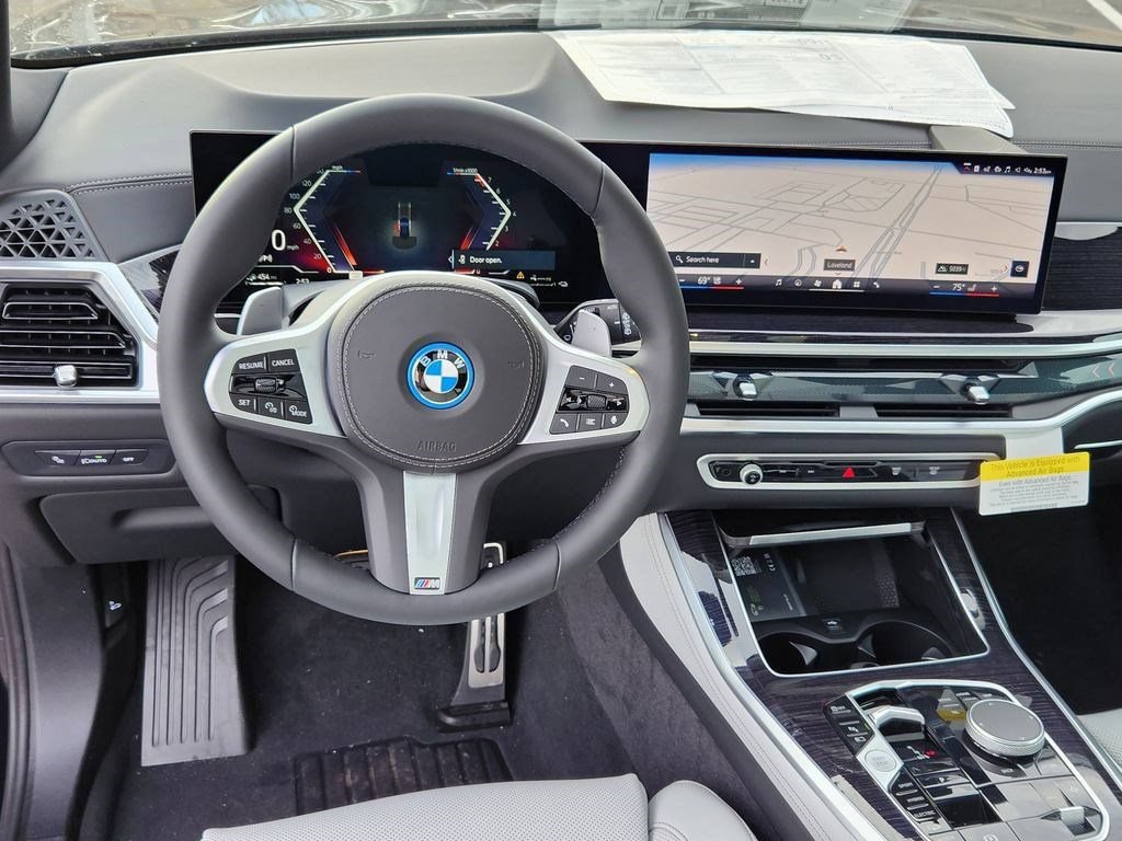 Used 2026 BMW X5 xDrive50e w/ M Sport Package AWD/4WD image 11