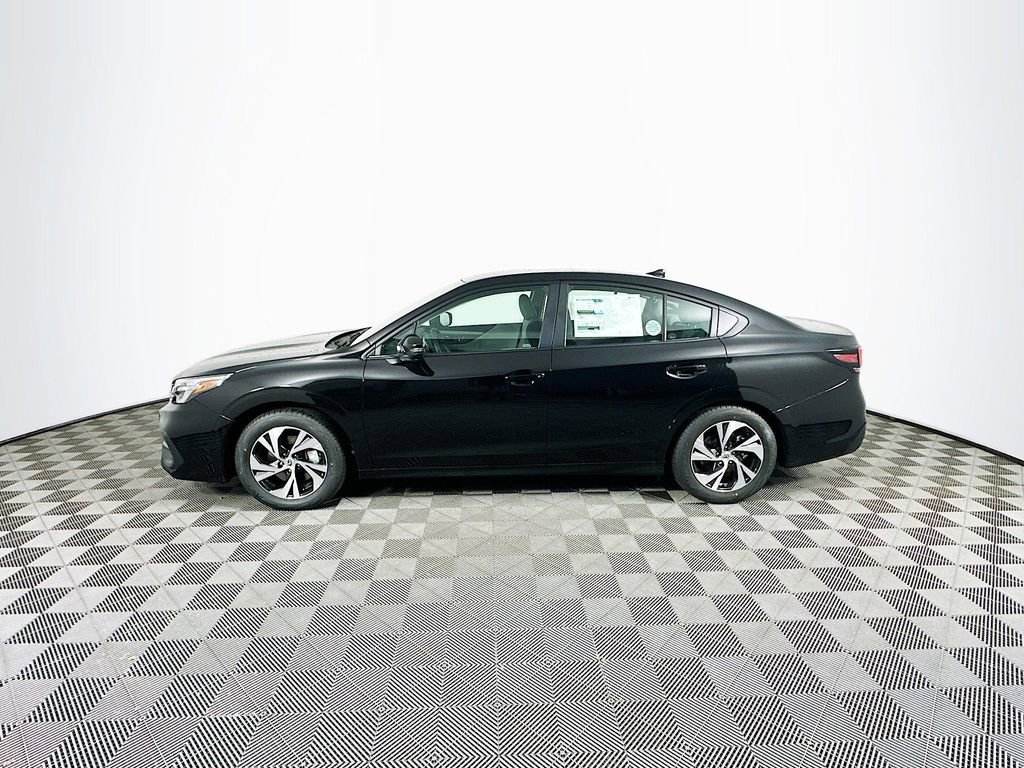 Used 2025 Subaru Legacy Premium AWD/4WD image 6