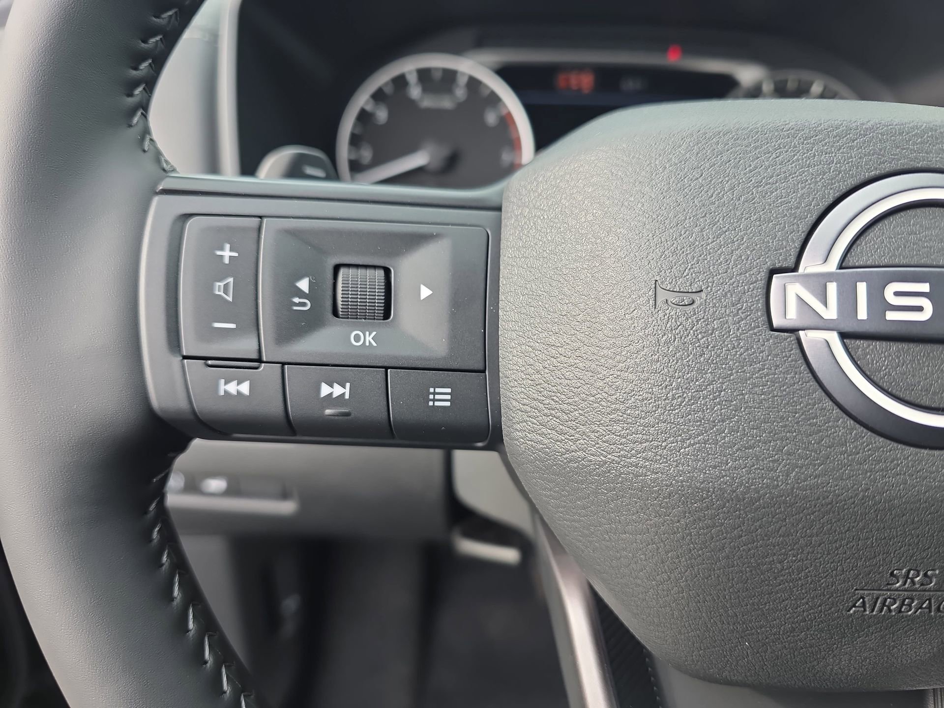 New 2026 Nissan Rogue SV w/ Cold Weather Package FWD image 17