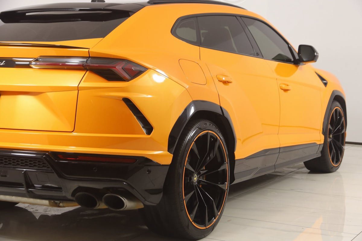Used 2021 Lamborghini Urus AWD/4WD image 70